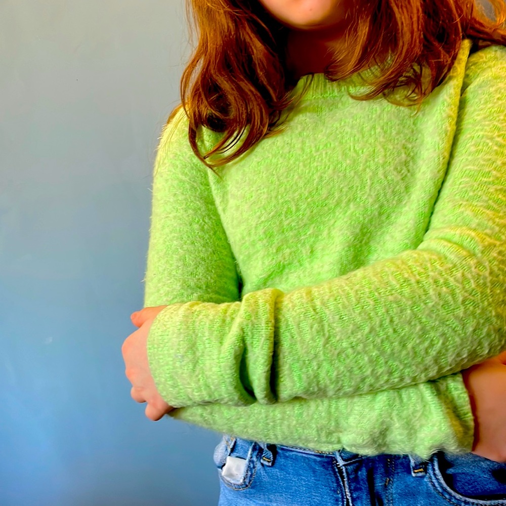 Green long sleeve crop top